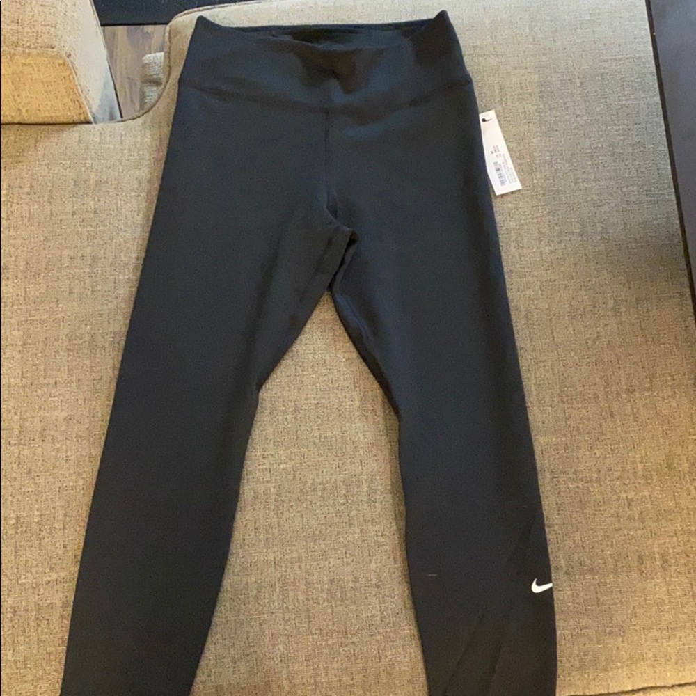 NWT Nike - Soul leggings